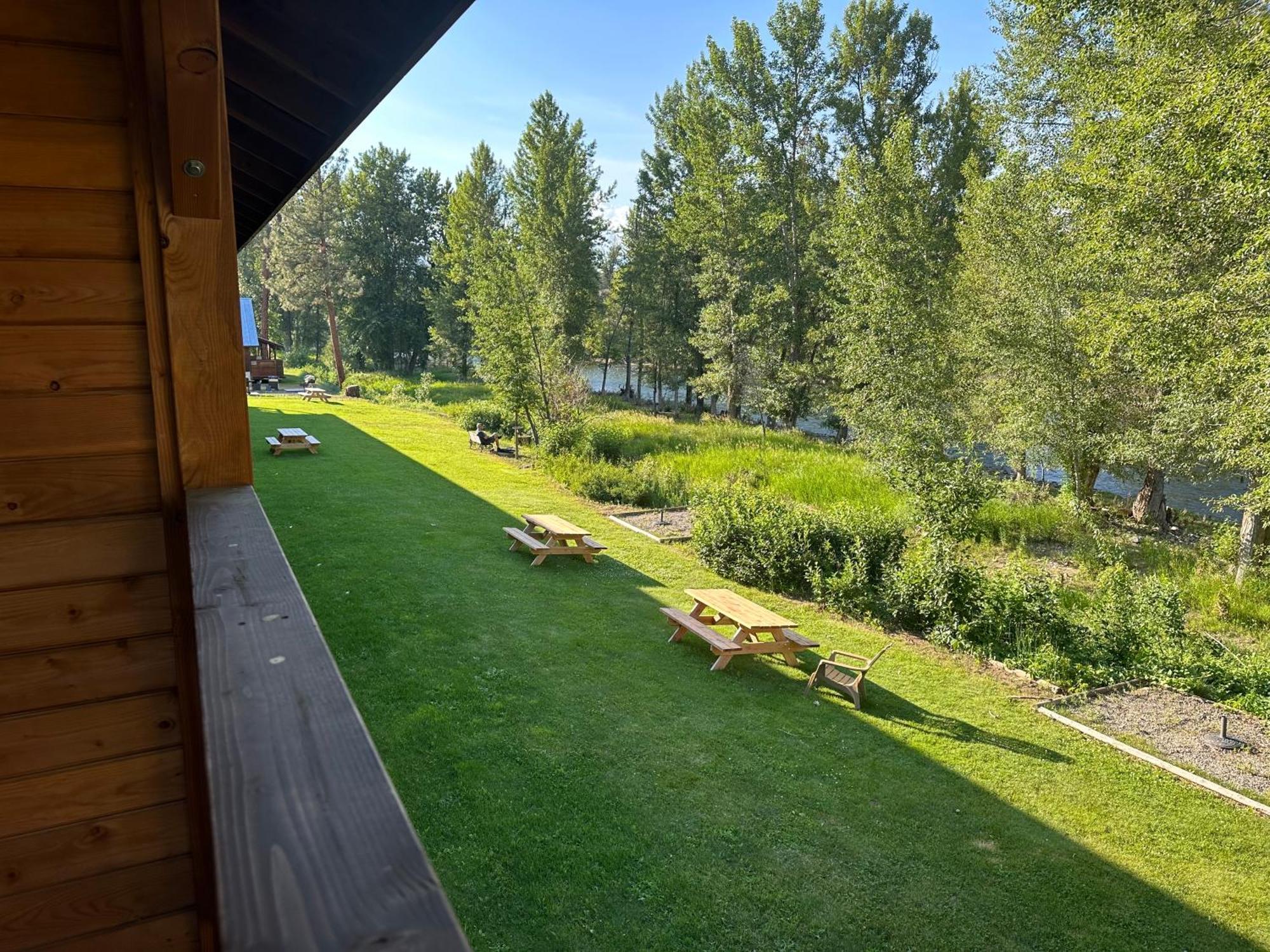Methow River Lodge And Cabins ウィンスロップ エクステリア 写真