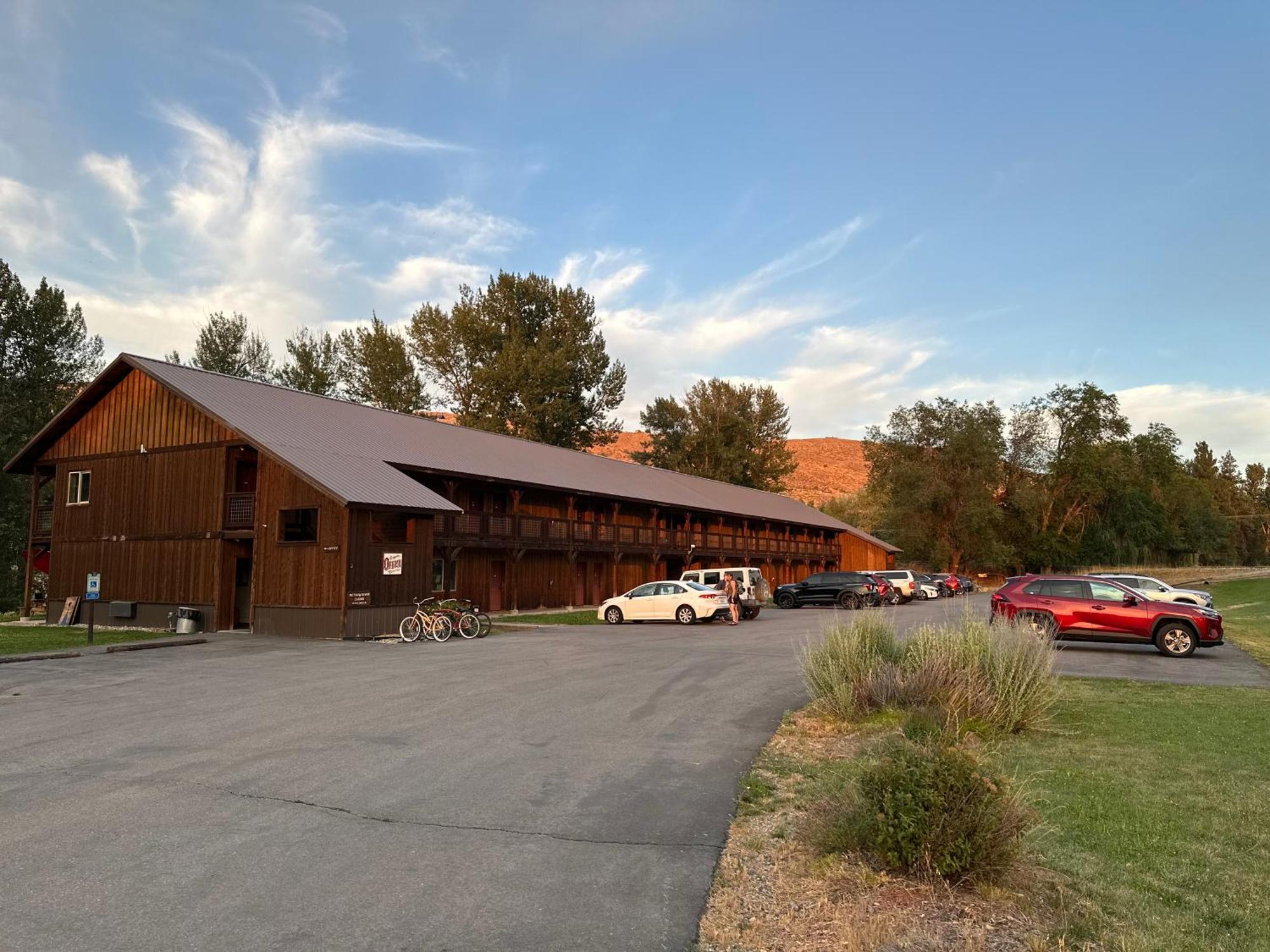 Methow River Lodge And Cabins ウィンスロップ エクステリア 写真