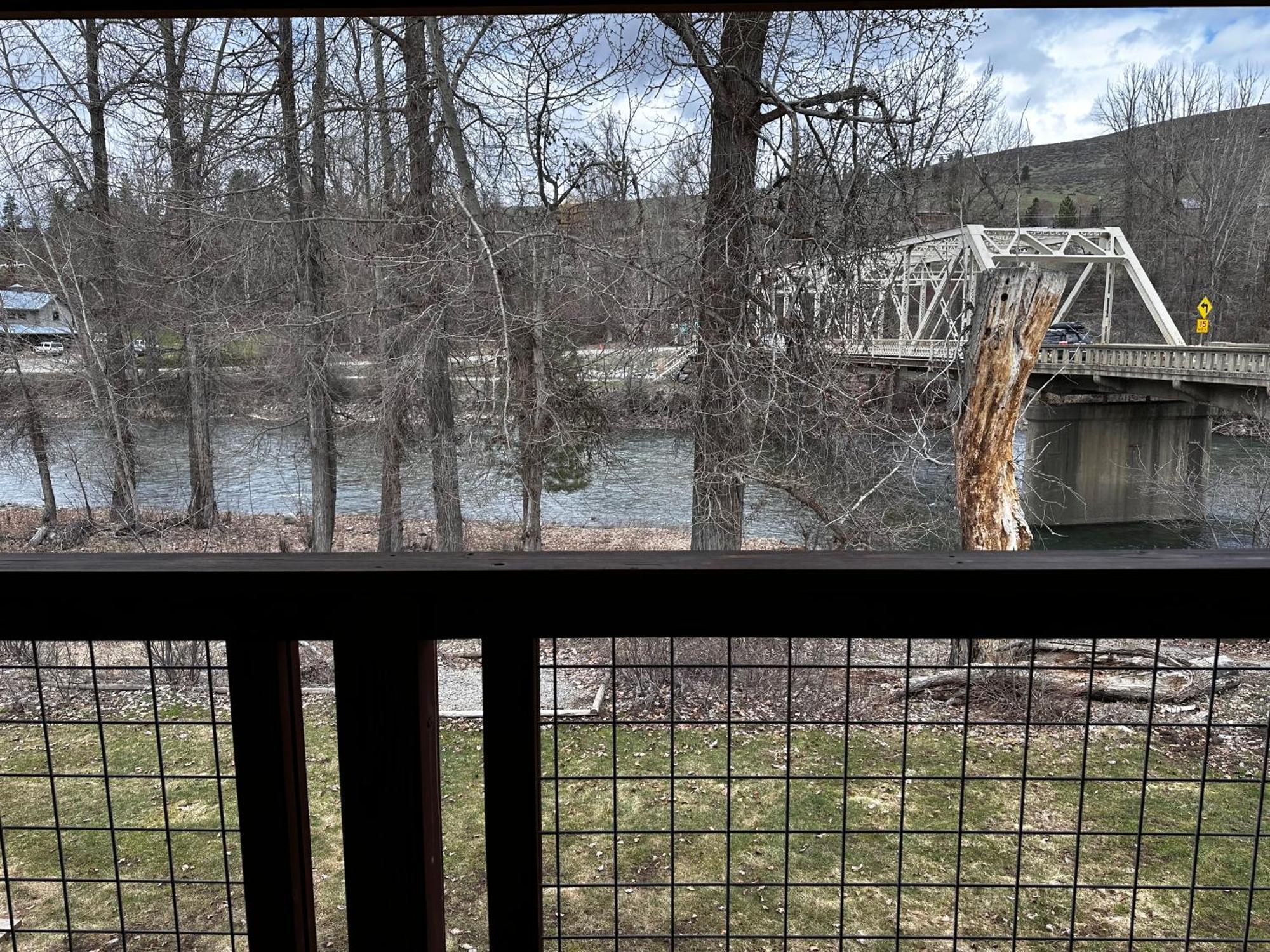 Methow River Lodge And Cabins ウィンスロップ エクステリア 写真