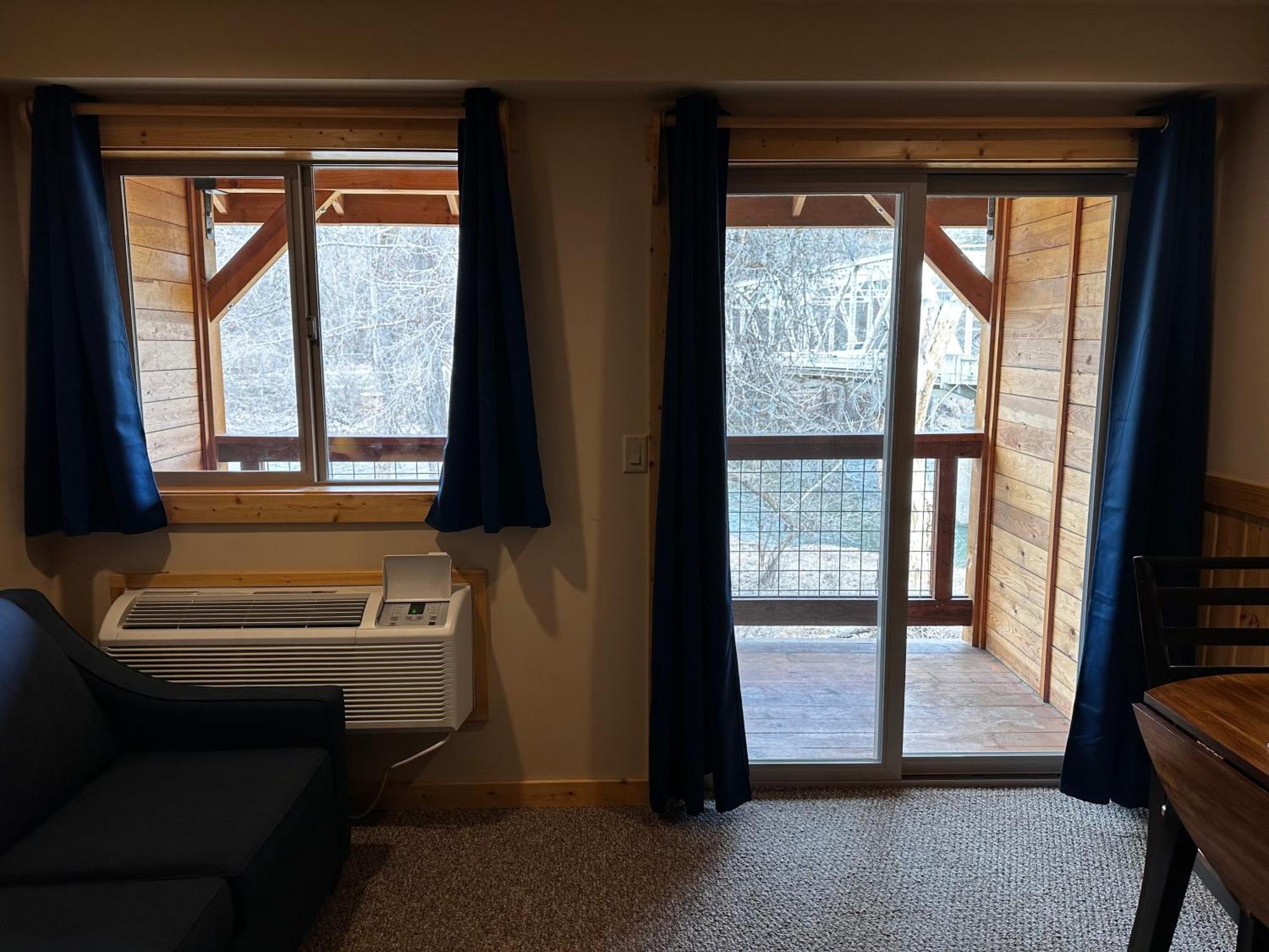 Methow River Lodge And Cabins ウィンスロップ エクステリア 写真