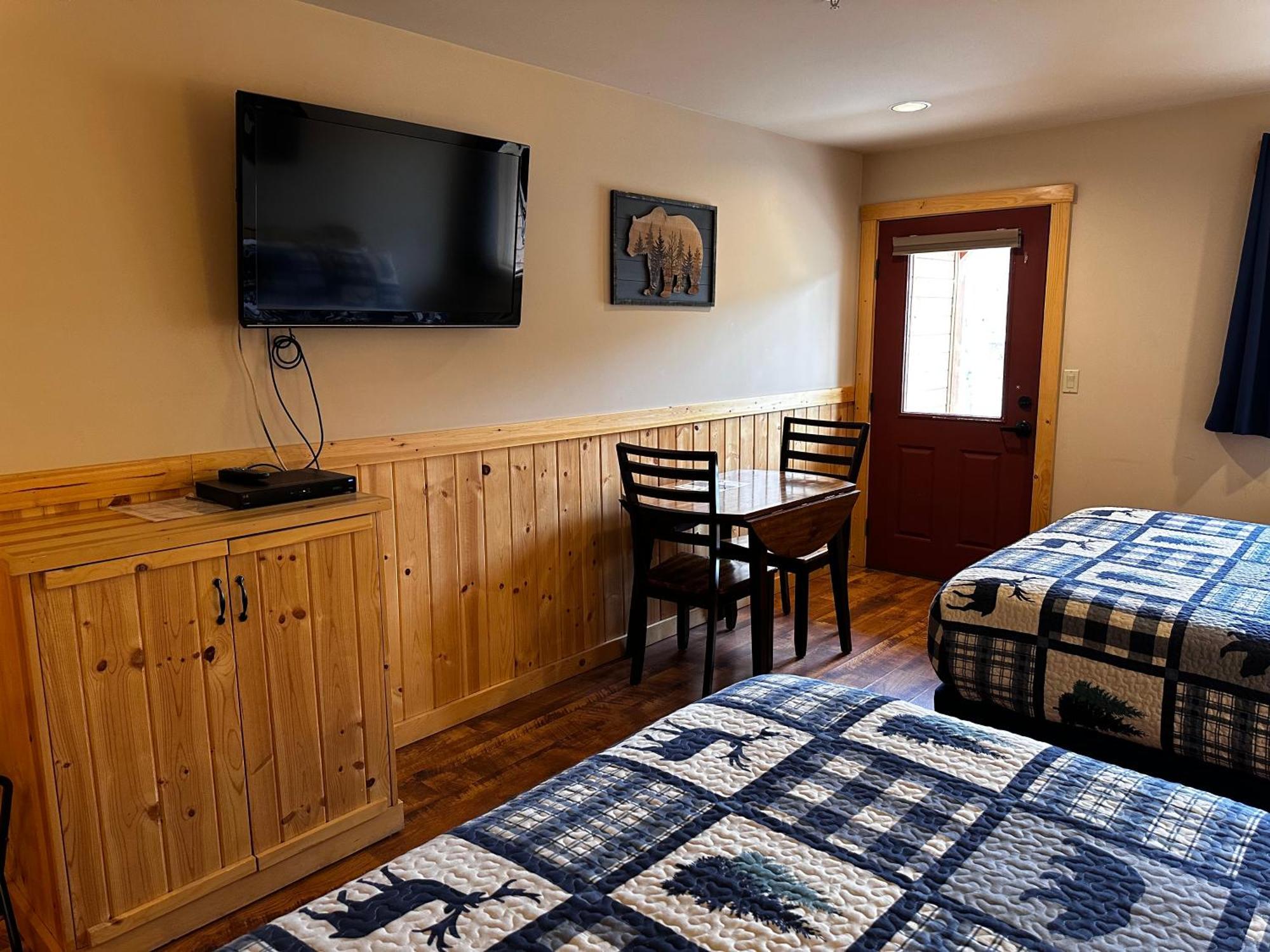 Methow River Lodge And Cabins ウィンスロップ エクステリア 写真