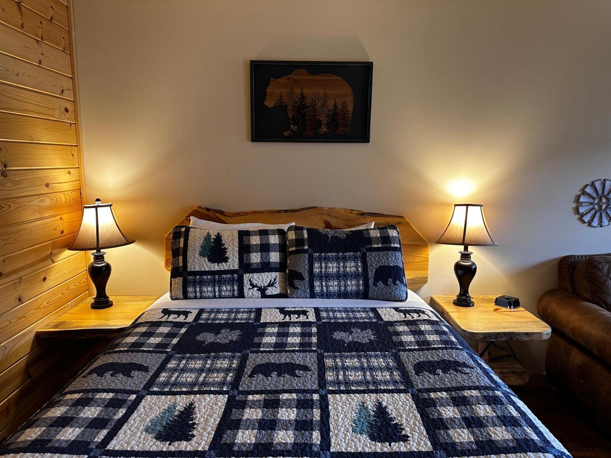 Methow River Lodge And Cabins ウィンスロップ エクステリア 写真