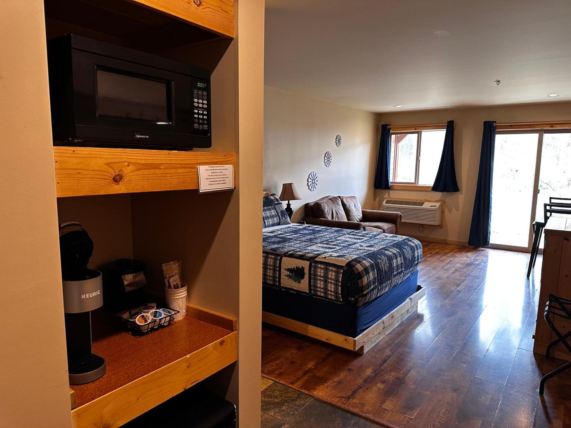 Methow River Lodge And Cabins ウィンスロップ エクステリア 写真